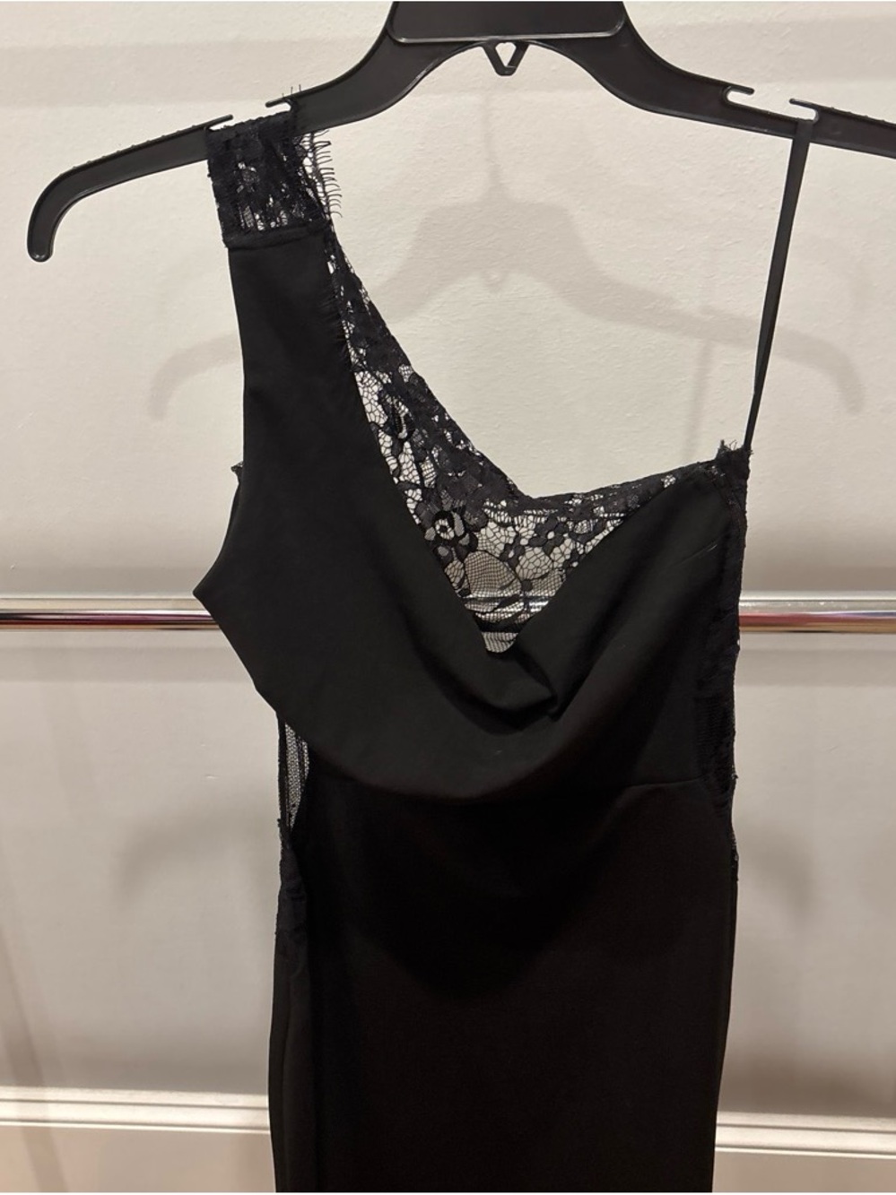 Black One-Shoulder Lace-Trim Dress